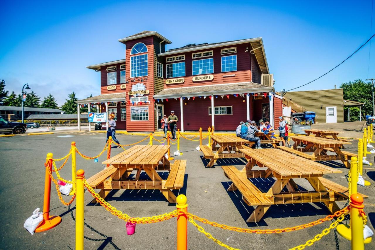 Honey Home Waldport Exterior foto